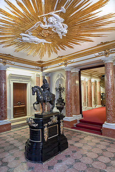 Picture: Vestibule